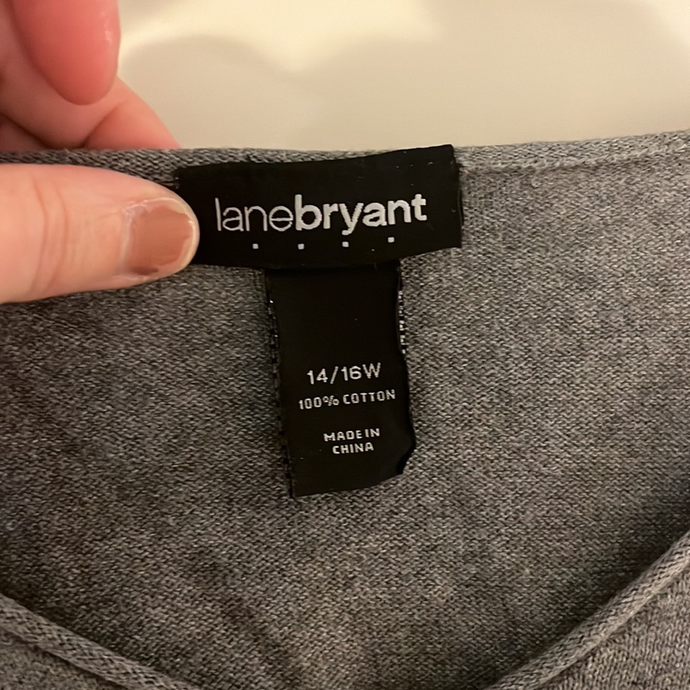 Lane Bryant, Gray and yellow 3/4 sleeve sweater, size 14 - Picture 2 of 11